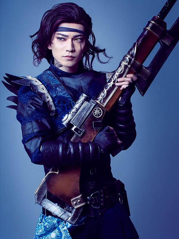 鶴首役 荒木健太朗